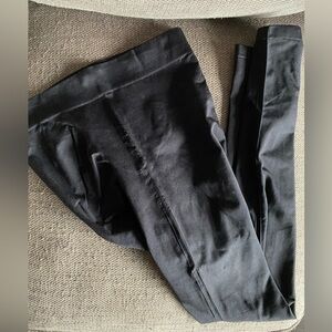 BLANQI black maternity leggings, large